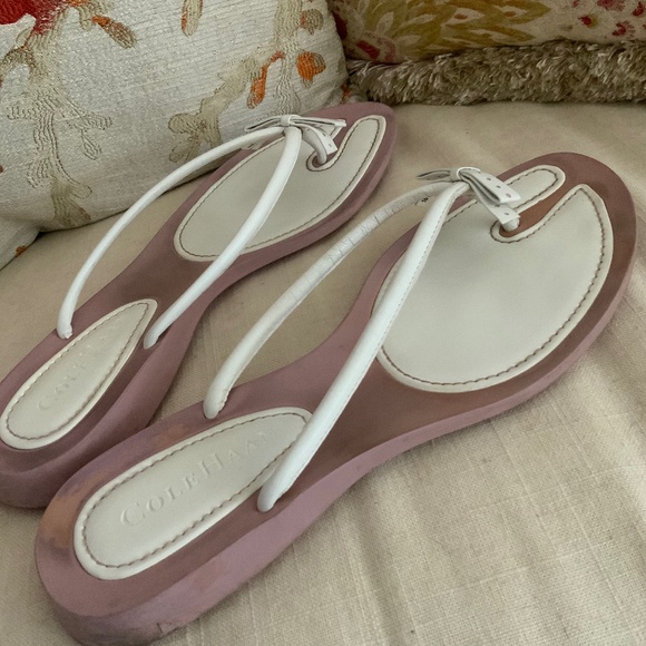 Versatile Feminine Wht/Rose Bikini Sandal ColeHaan - Picture 6 of 16